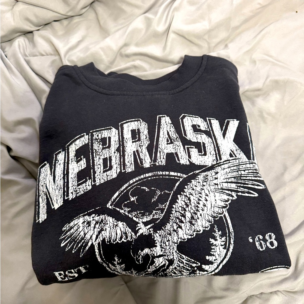 Nebraska H&M crew neck - Picture 2 of 3